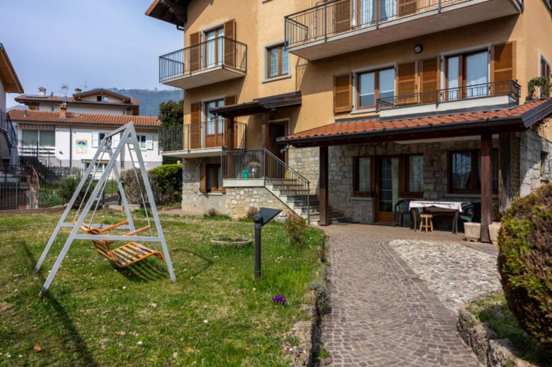 Mara House, Fino del Monte Ospitar