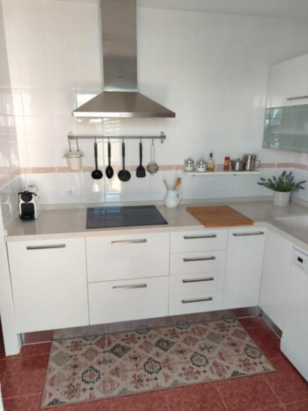 Mina42 by 7Escalones