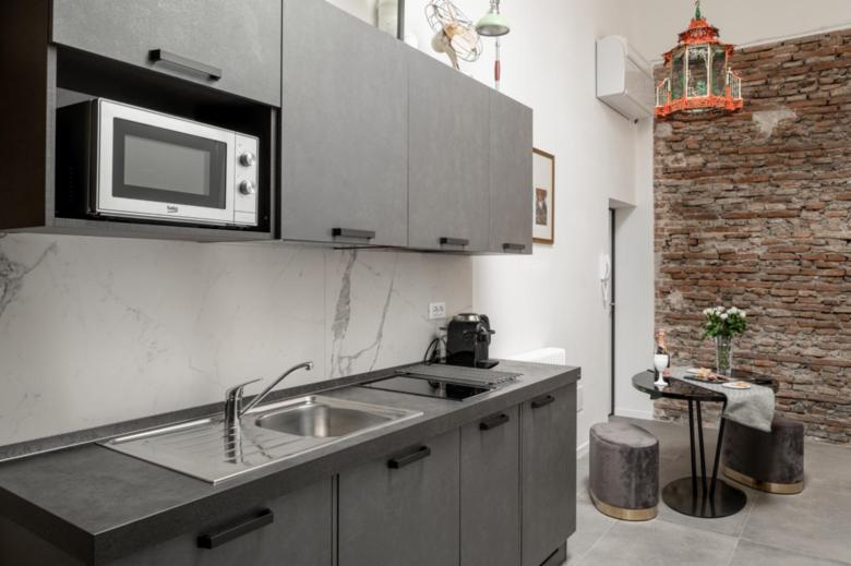 810 - Appartamento Deluxe - Via Piella 18