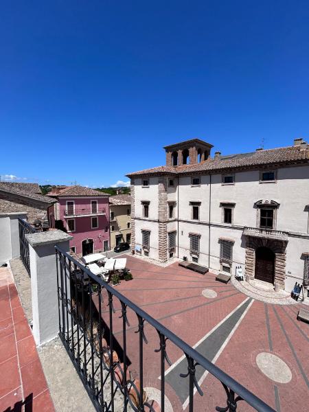 Piazza Condo