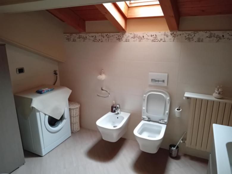 Casa Vincy, Costa Volpino Ospitar