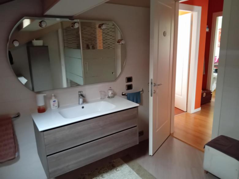 Casa Vincy, Costa Volpino Ospitar