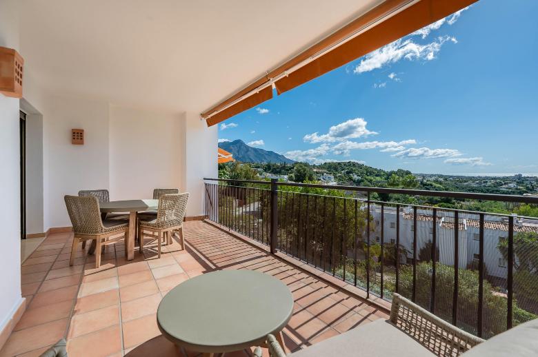 Vistas espectaculares en La Quinta Suites cerca de Puerto Banús