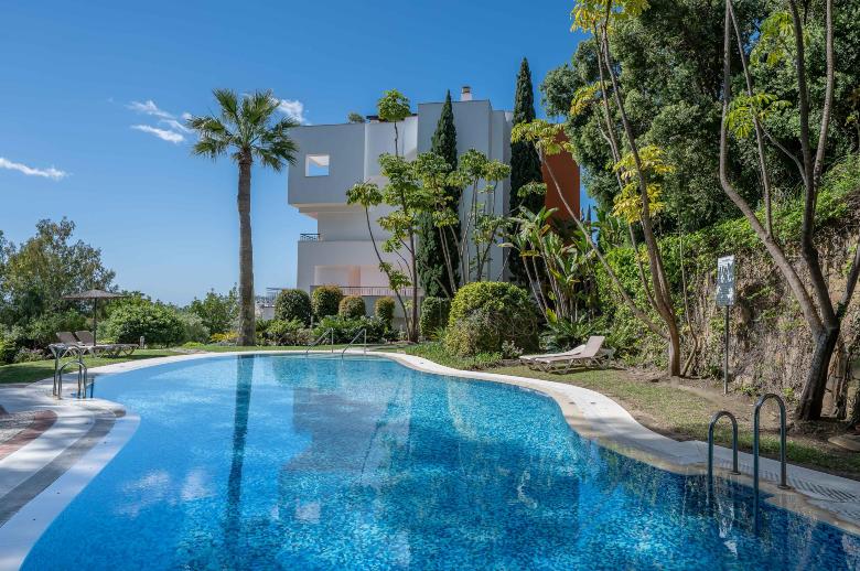 Vistas espectaculares en La Quinta Suites cerca de Puerto Banús