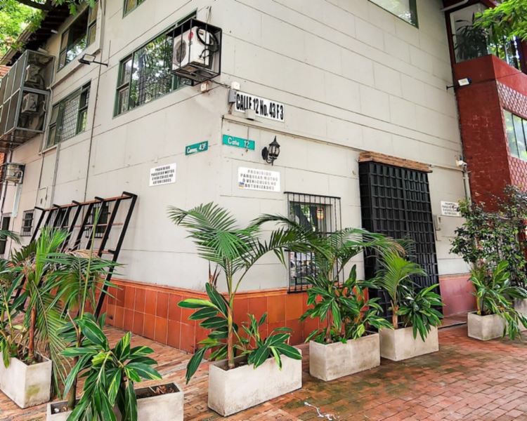 Manila House