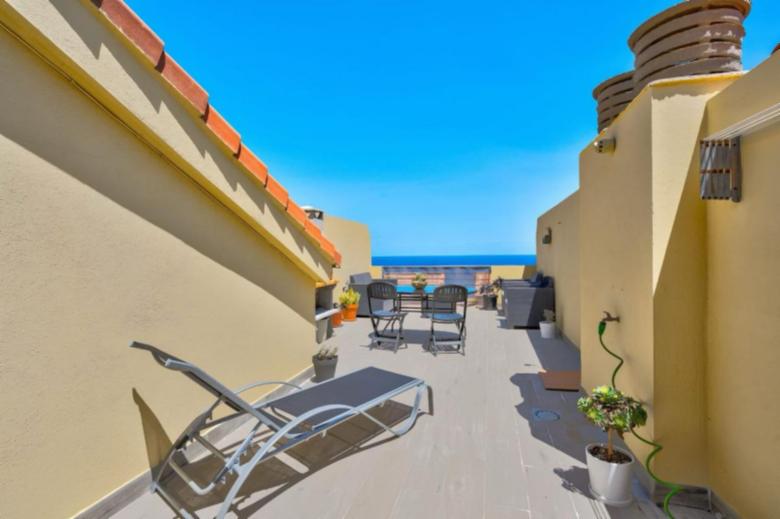 VV24. SUNSET AND SEA LAS CALETILLAS