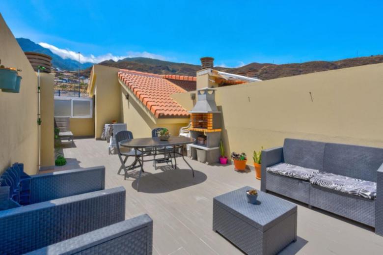 VV24. SUNSET AND SEA LAS CALETILLAS