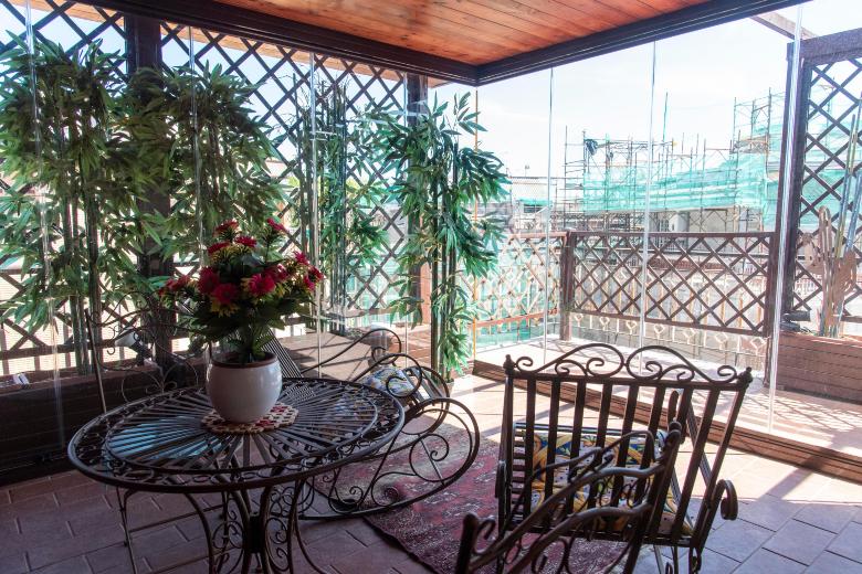 Lovely Terrace Aurelia