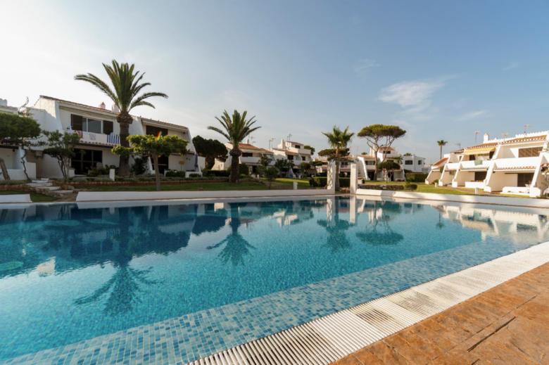 Vista Faro-Apartamento con balcón que mira al mar