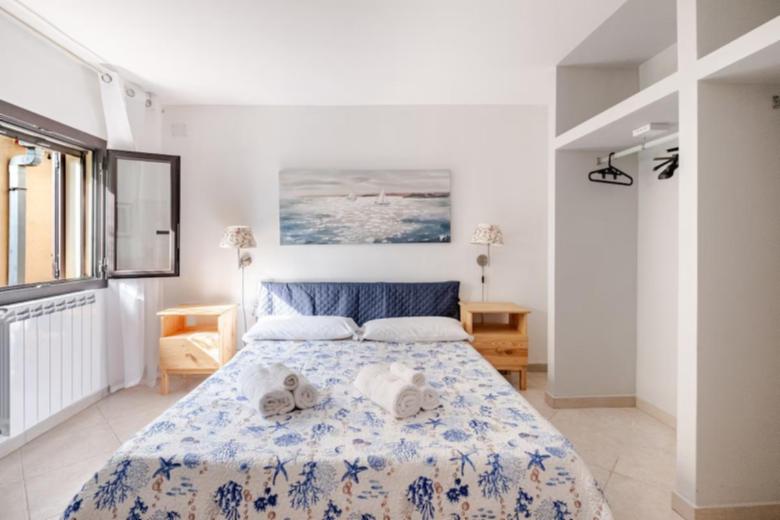 3 Villa con Giardino a Siracusa (Ognina) – Relax Vicino al Mare