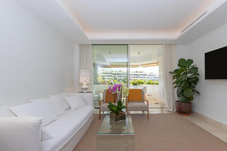  Luxury Apart in Marbella Center Pool and Parking