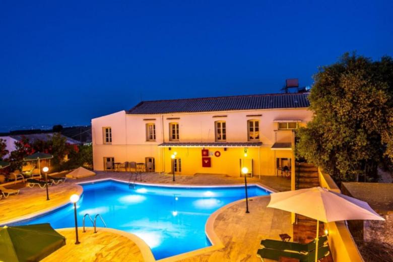 The Orestis Old Cottage House