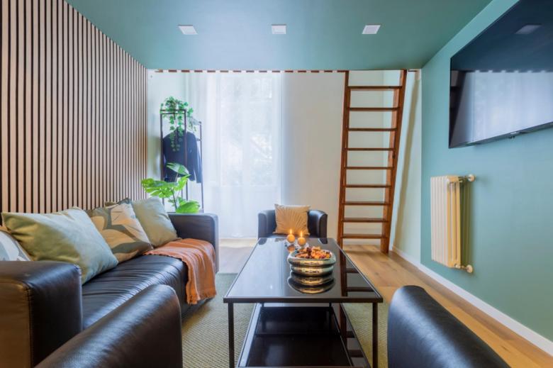 Isabella Stylish Apartment with Garden