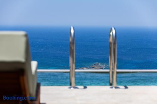 Mouria Luxury Suites - Adults Only