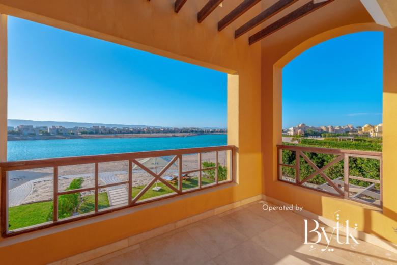 Casa Del Sol - 3 BD Villa with Shared Pool - Lagoon View