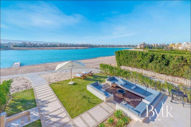 Casa Del Sol - 3 BD Villa with Shared Pool - Lagoon View