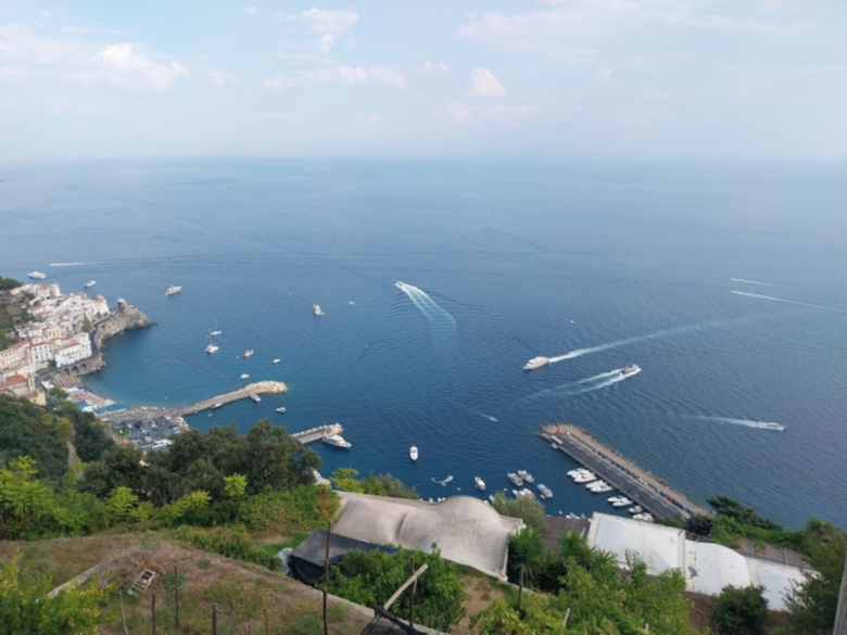 2 Un Nido Su Amalfi