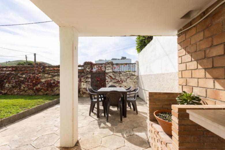 VV22. CASA CON JARDIN EN LA LAGUNA