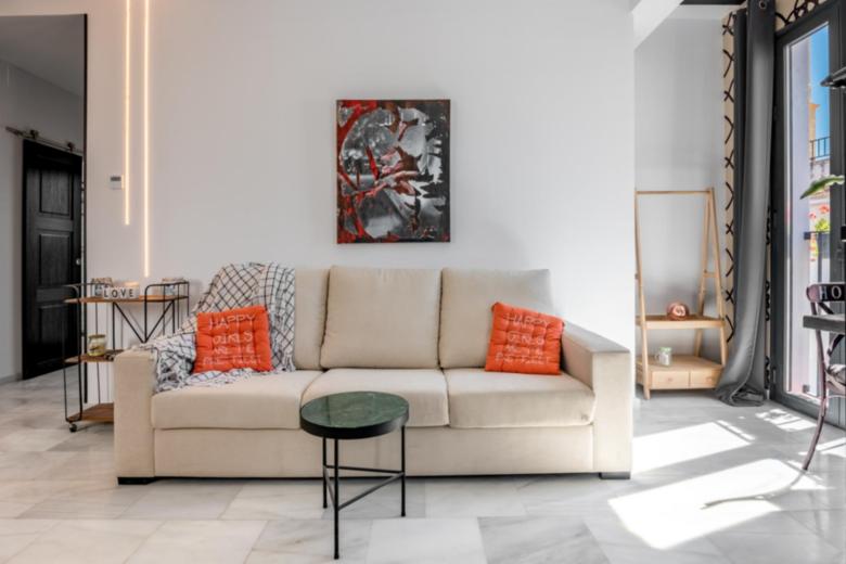 El Minarete - Dreams Of Marbella