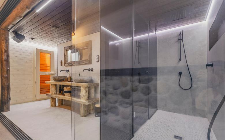 Villa Oasis Madrid · Lujosa villa con spa, cine y piscina