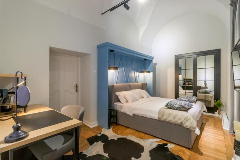 Mid City Apartments 3