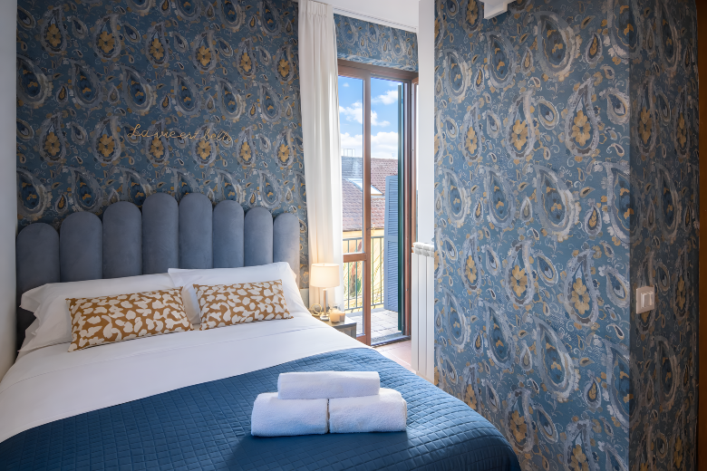 THE PIGNETO ROOFTOP SUITE – Spa & Skyline View near Metro C by RHR