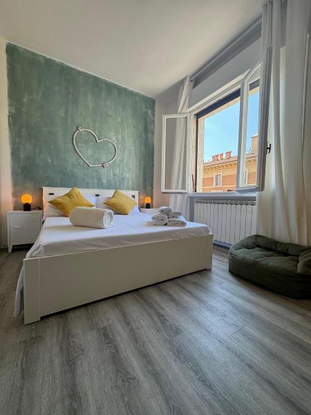 Room 4 - Azdora - Green