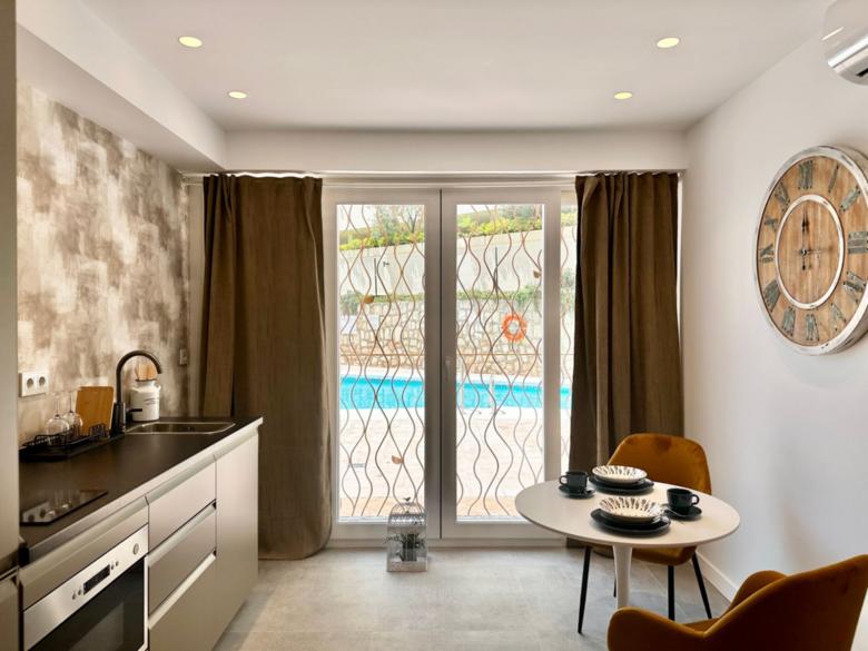 Loft 18 Beachfront II - EaW Homes