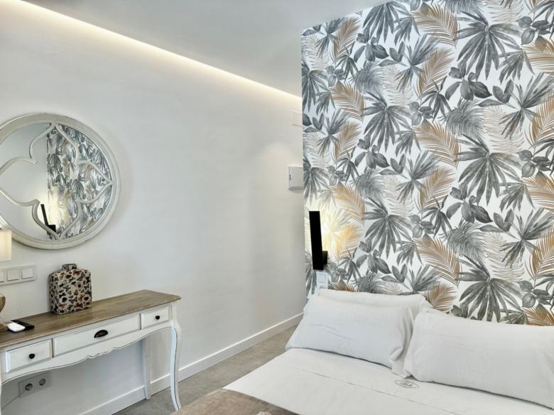 Loft 18 Beachfront  IV - EaW Homes