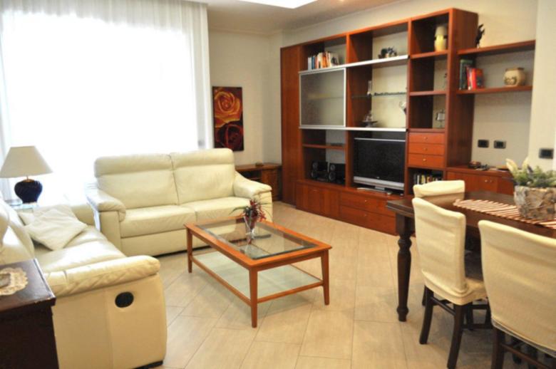 Sand 228 Home