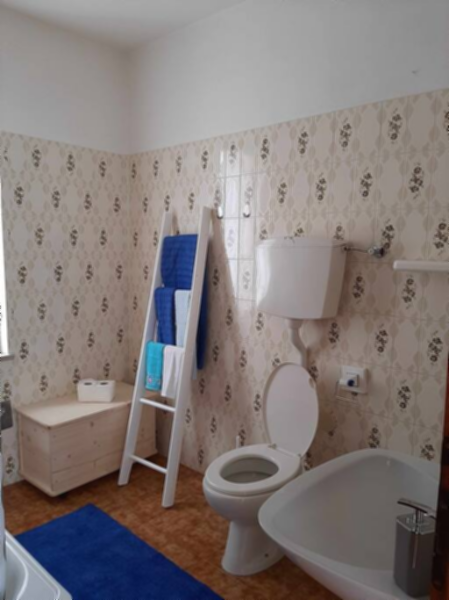 Casa ai Girasoli, Tenna Ospitar