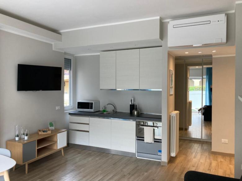 LovingStresa1 Studio - Standard Rate