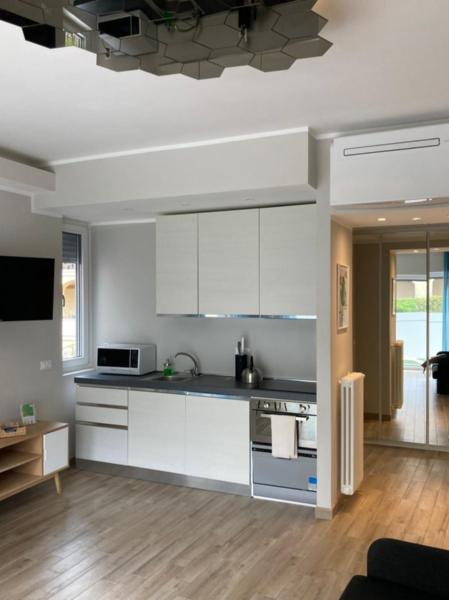 LovingStresa1 Studio - Standard Rate