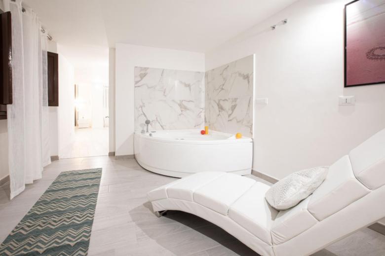 Orso 80 (int.3) - Unforgettable Split Level Jacuzzi 