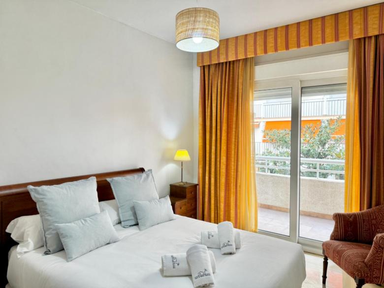 Stunning Apartment With Sea Views - EaW Home